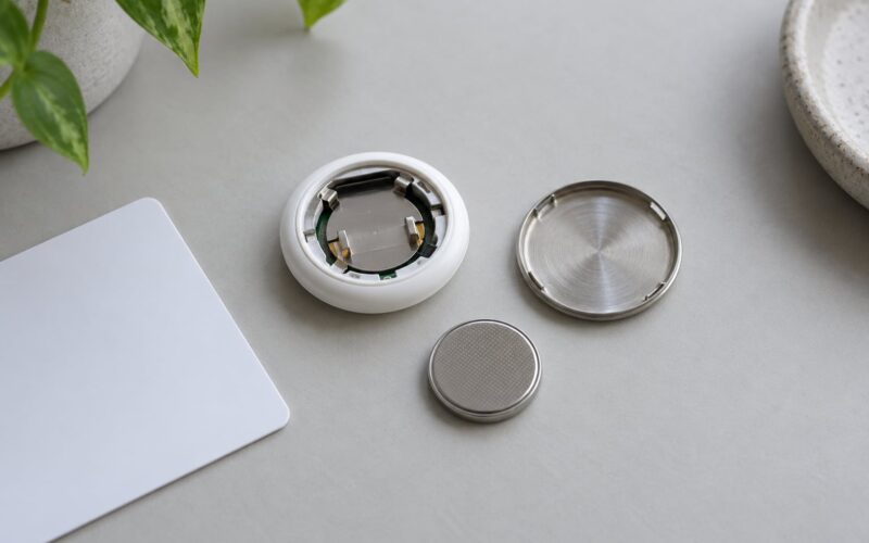 How to Replace an AirTag Battery (October 2026)
